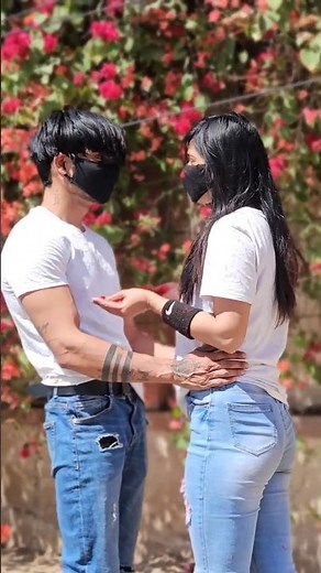 Chalo ab sach batao pyaar humse karte ho na? #LoveSong #hindisong