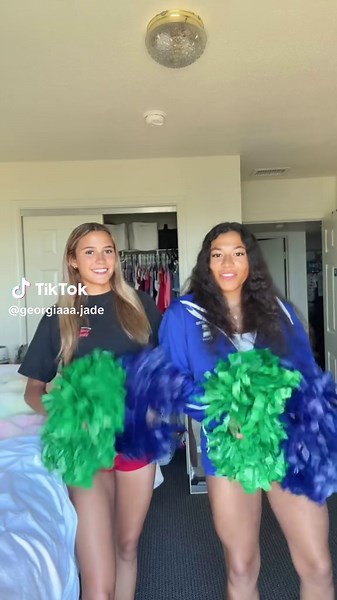 So in syncccc @Lexiii #gameday #cheer #tamucc | cheer