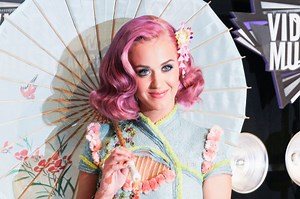 Katy Perry relaunches her eponymous shoe line
