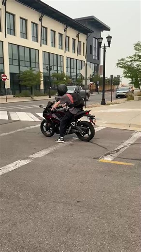Honda CBR300R sound clip