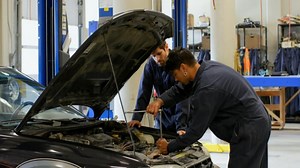 The American classroom in 2023: College vs. trade schools