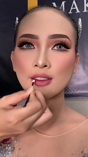 Glam Wedding Makeup Tutorial by Precious Makeup Academy