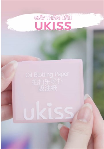 Giấy thấm dầu @UKISS VIETNAM siêu tiện lợi mà còn dễ thương nữa nè hihi #ukiss #ukisscosmetics #ukissgiaythamdau