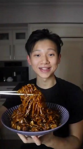 1.5K views · 18 reactions | SHALLOT OIL NOODLES. 暈 by chez jorge My...