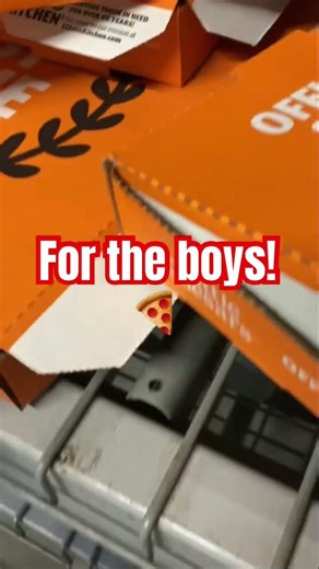 First come first serve #pizza #work #firstcomefirstserve