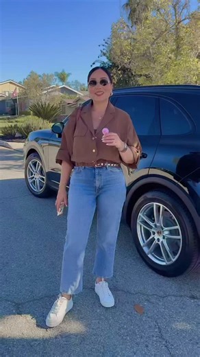 Girl Flipper on Instagram: "2026 is HERE - Don’t Miss This One ☝️ Your Time is NOW! Not “next year.” Not “someday.” Right now So let’s talk about what’s REAL in this business the wins, the losses, the mindset, the strategy on how to do this! Contractors, Realtors and Investors let’s connect!! I want to meet YOU. If you’re ready to learn how to flip, invest, partner, or scale your business Thru Real Estate or Construction this is your room. This is your Network 💰 Tomorrow is the Day!!! Th