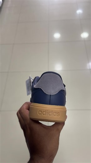 Adidas Courtblock cómo pedir catálogo en Ecuador - 0987402839