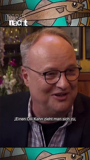 Da fällt Ina ja fast vom Tresen! @heuteshow -Chef Oliver Welke macht den Schellfischposten unsicher