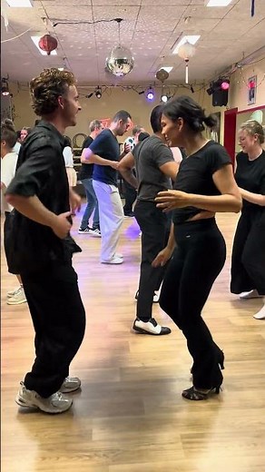 Cuban Salsa Couple Dancing #cubansalsa #salsacubana #salsacuban #timba #salsadance