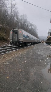 Amtrak arrives in the snow Thurmond WV | Waldo's Adventures