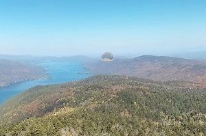 Crazy Russian billionaire believes cigar-shaped comet is alien spacecraft