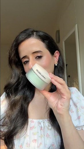 Laura Mercier Mint Ultra Blur Setting Powder #lauramercier #settingpowder #greensettingpowder