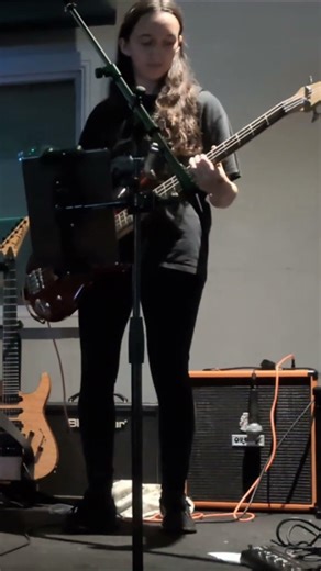 Yttrium - Ruby (Kaiser Chiefs Cover) - Live at The Legion