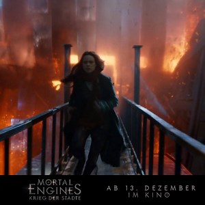 Die Flüchtige Hester Shaw (Hera Hilmar) ist die Einzige, die London stoppen kann. Ob sie es schafft, den Beutezug der riesigen Raubstadt aufzuhalten, seht ihr ab 13. Dezember im Kino. Mortal Engines: Krieg der Städte | Mortal Engines