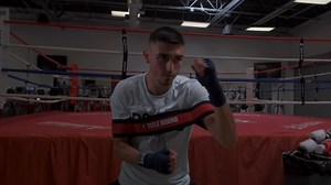 Watch TITLE Elbows-In Boxing Trainer on Amazon Live