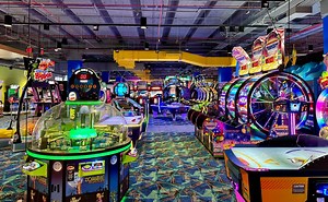 Popular bowling, arcade chain opens new location at N.J. mall