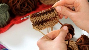 How to Knit a Striped Scarf