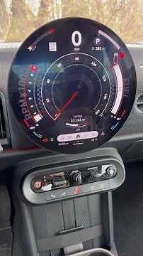 The 2025 Mini Cooper’s New Display is Very Round
