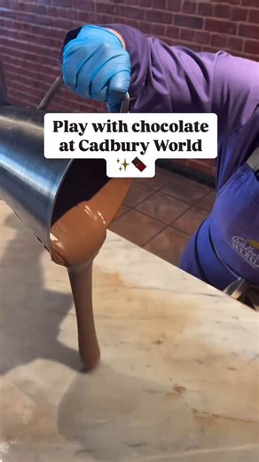 Did you know that you can play with chocolate at Cadbury World? 🍫🤩 | Cadbury World