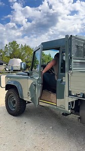 You’ve never seen a Land Rover like this. The 6x6 Perentie by HIMALAYA Custom Classic Land Rover 6x6 Perentie 840HP Supercharged GM Engine Automatic Transmission Fully Custom Interior Handbuilt in Charleston, SC 🇺🇸 @drivehimalaya | HIMALAYA