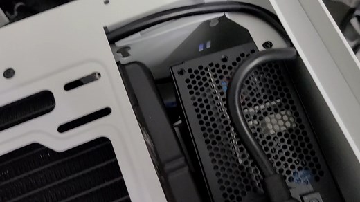 乔思伯D30装280水冷sfx电源