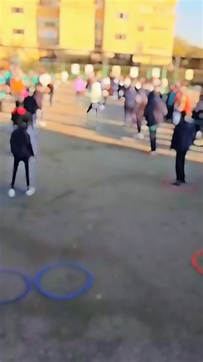 ITIS on Instagram: "🌞 Morning Assembly Games! Our students kicked off their day with fun, energetic games during the morning assembly. These activities help boost their focus, teamwork, and positive energy before heading to class. A cheerful start for a productive school day! 💛✨ #SchoolLife #MorningAssembly #ActiveKids #positivestart"