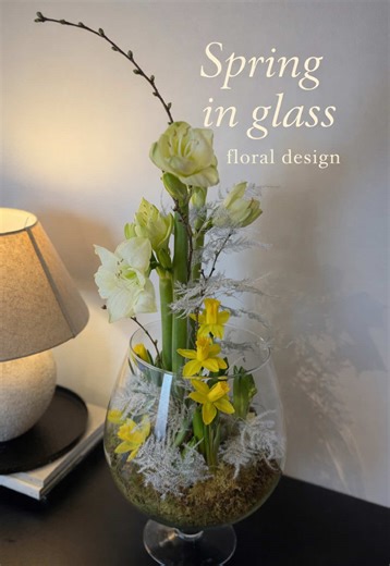 Still winter❄️ Almost spring🌿 A forest-inspired floral composition in glass😇 Winter or spring - which mood do you feel here? Tell me what you see in this composition #floraldesign #forestvibes #wintertospring#DIY#recomendation