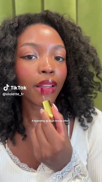 Lip Nectar Amarante Noire: A Bold Hydrating Lip Stain