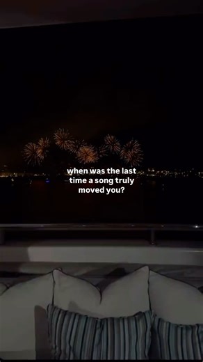 Chill House HQ on Instagram: "Just found the perfect chill house mix for your vibe✨ #chillhouse #housevibes #chillbeats #deephouse #chilloutmusic #housegroove #relaxingbeats #chillhousevibes #electronicchill #housemusiclovers #chillrhythms #feelgoodbeats #smoothhouse #housechill #goodvibesonly"