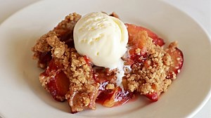Easy Plum Crumble Recipe | Summer Dessert