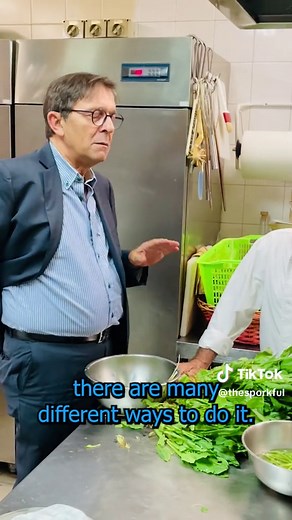 Discover the Legendary Spaghetti all'Assassina Recipe in Bari