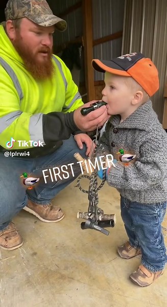 #duckhunting #boymom #toddlersoftiktok #boydad #futurehunter @Sitkagear @Duck Camp @Ducks Unlimited