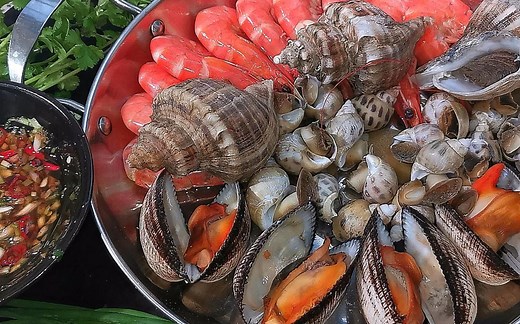 海鲜最爱这样吃！做法简单，脆嫩鲜甜，太过瘾了