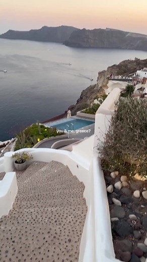 santorini summer 🇬🇷 #greece #greekislands #santorini #summer #luxurytravel