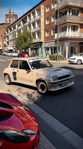 🤍 Magnifique Renault 5 Turbo 2 blanche dans le nord de la France 😍🔥