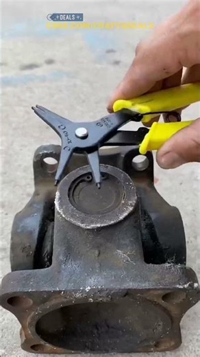 Smarter Garage Hacks for Smooth Repairs 🛠️ #DIYRepair #Efficiency