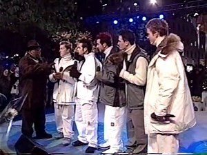4M views · 41K reactions | Watch the boys performing at Rockefeller Center in 1999! Were you there?樂❤️▶️ | *NSYNC | Facebook
