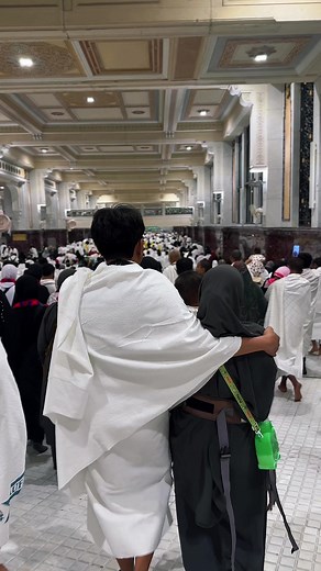 Perjalanan ini bukan sekedar langkah, tapi jawaban dari doa-doa yang lama terucap.. Labbaik Allahumma Labbaik..❤️ Terimakasih @Aufa Dien Wisata sudah menjadi jembatan dalam perjalanan suci ini.. 🫶