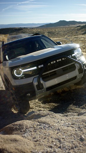 Obstacles welcome. Introducing Rock Crawl Mode on the new 2025 Ford Bronco Sport® with the Sasquatch® Package.