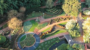 Take a trip around Roma Street and South Bank Parklands, Youtuber, traveller and Videographer. From the sky and the land these beautiful parks are captured. Discover Brisbane with this awesome Video by our friend Thiago Deoti | My Town Magazine