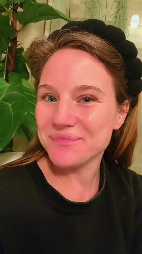 I’m so ready for matriarchy I want to be part of anything and everything that moves us closer no matter how potentially far away it is. Return to matriarchy means peace and justice for ALL. ❤️❤️❤️#mom #matriarchy #hrt #peace #hope