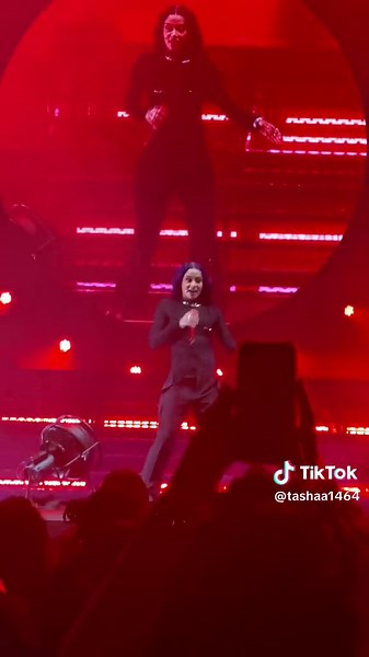 Full performance of #kehlani & @kwn 😩😍 I love this song. From the #crashtour in #atl .