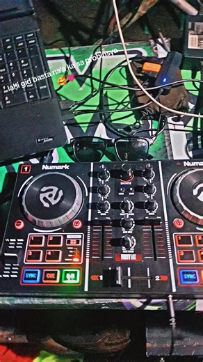 #virtualdj #jointheparty #support #DirectMusicService #dj_ace_john #nocopyrightinfringementintended #musicaddict #jointheparty