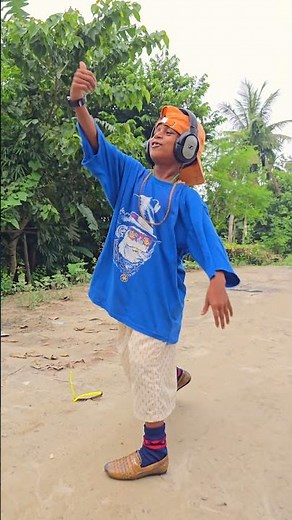 Celebrity 🤣 #funny #comedymove #comedy #comedyvidoes #unfrezzmyaccount #cutebaby #unfrez #sorts