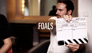 Les anglais de Foals se sont livrés à l’exercice de l'interview #CloseUp pour parler de leurs chansons, mais aussi de leurs inspirations éclectiques ! La vidéo complète : https://deezer.lnk.to/foalscuww01FA | Deezer