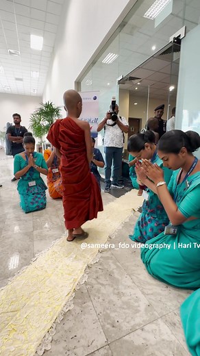 Sri Lankan Airlines Delights Samanera Monks with Special Katunayaka Airport Tour. SriLankan Airlines with the support of Airport and Aviation Services (Sri Lanka), marked a milestone event today (22 August 2024) by delighting a large group of Buddhist child monks, or 'Samaneras,' with a special guided tour of the airport and their first opportunity to board an aircraft. This event coincides with the airline’s 45th anniversary on 1 September 2024, adding to its significance in the airline’s histo