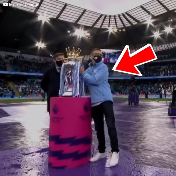 947K views · 10K reactions | El Manchester City se coronó como...