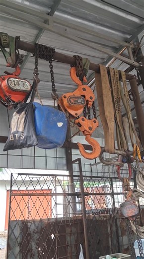 Various types of Chain block in various sizes.. Sedia aneka macam Chain block berbagai ukuran | Rohin Syarif