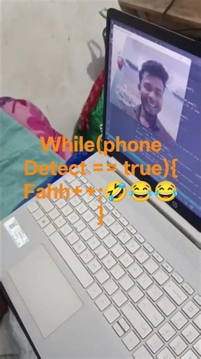 When AI Sees… It Speaks 👁️➡️✨ CaptionBuilt a real-time object detection system using YOLOv8 + OpenCV