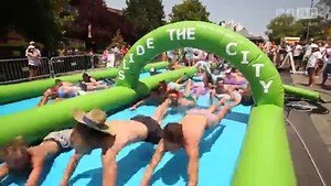 This Should Happen In Every City - Funny Videos at Videobash